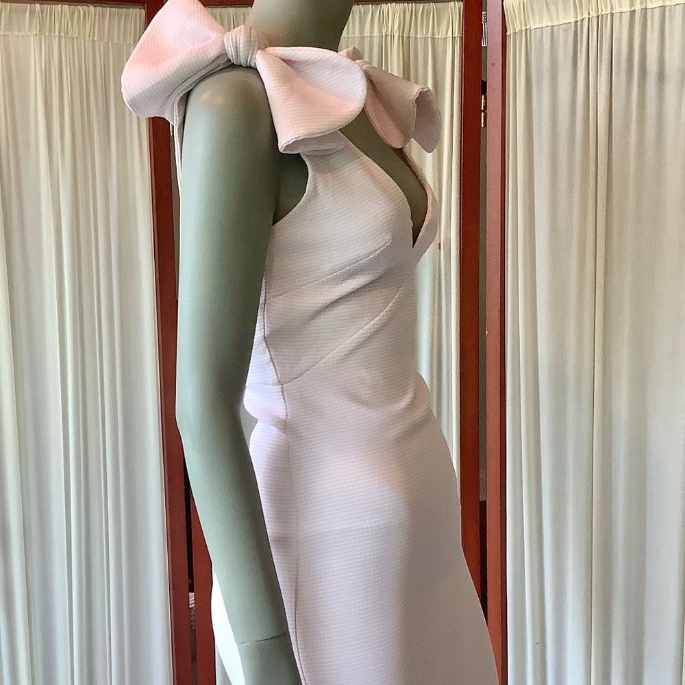 By Johnny Plunge V Midi Dress Bow Tie Straps Pale Pink Size 4 - Picture 6 of 12